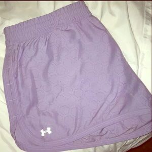 Purple under armour shorts (XL)
